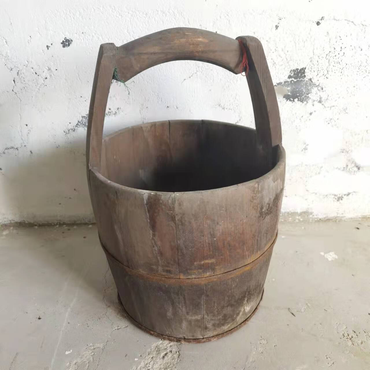 山頭林村老物件農(nóng)村老工具民俗木犁木耙舊木桶教學農(nóng)間創(chuàng)作農(nóng)耕文化裝