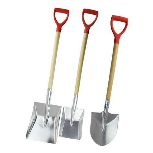 在我們的日常生活中,鍬和锨是經(jīng)常被提及的工具,尤其是在農(nóng).