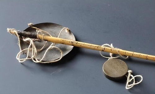 淺析春秋時期農業結構的演變與農具發展