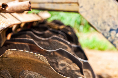 從犁到耙 傳統(tǒng)農(nóng)具的演進(jìn)與作用