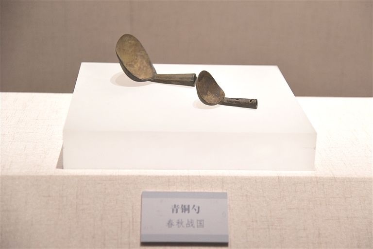 越國青銅農工具展在蕭山網隆重開展