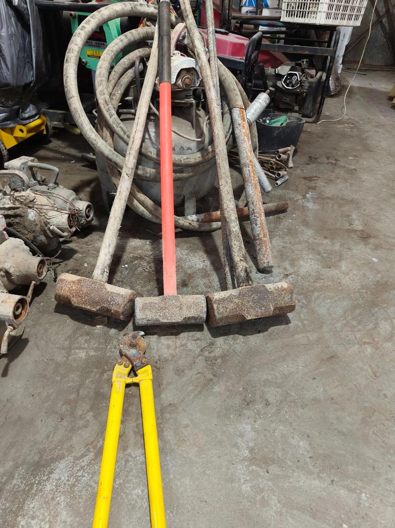 園林綠化與林業(yè)養(yǎng)護 機械、工具及病蟲害防治的綜合指南